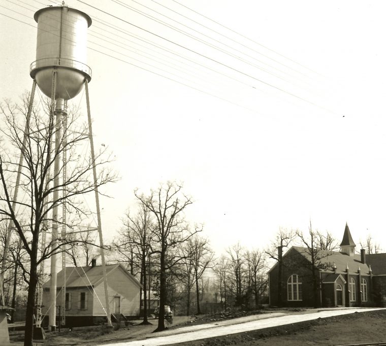 Clarkston water tower in black and white