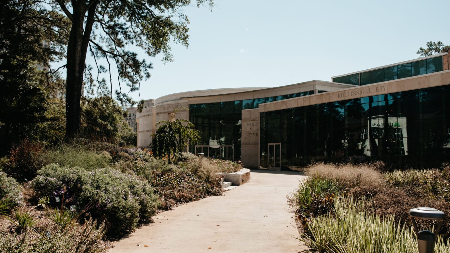 walkway leading to Rollins Gallery