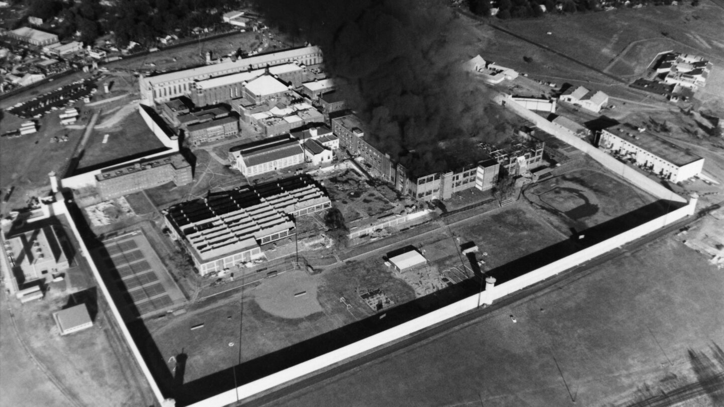 The burning Atlanta federal penitentiary during the Cuban prison riot