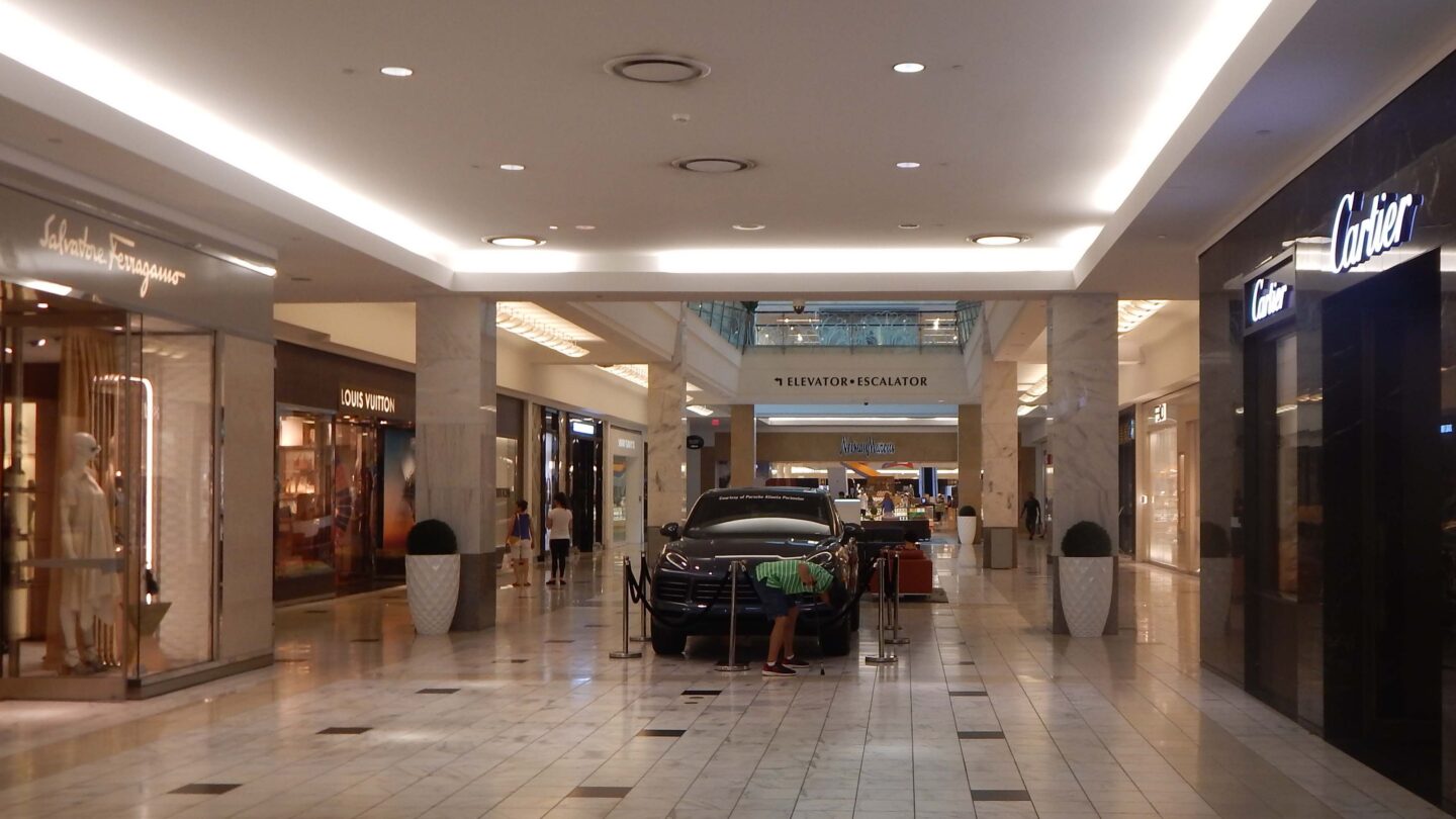 interior of Lenox Square mall