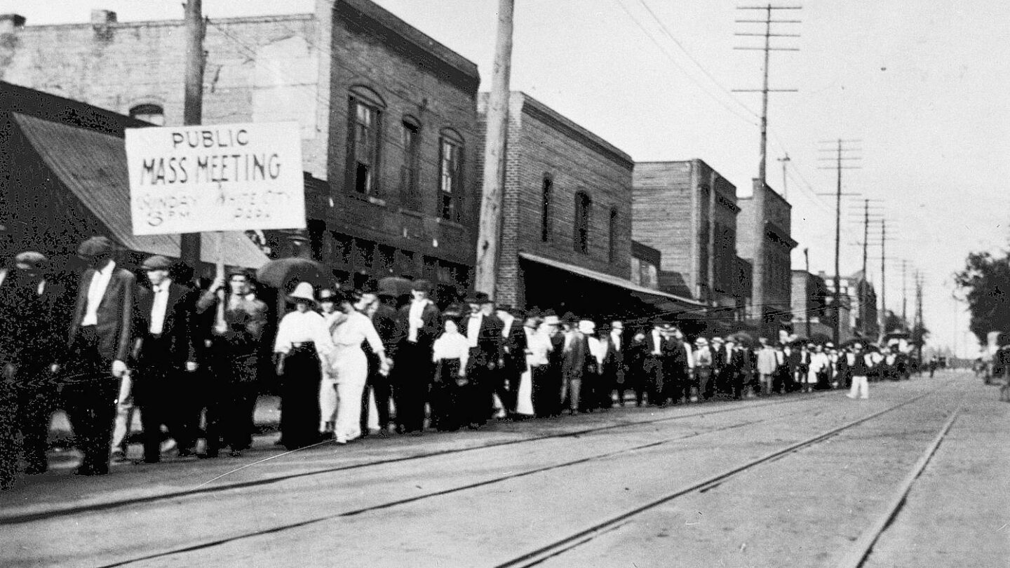 Strikers walking down Decatur Street