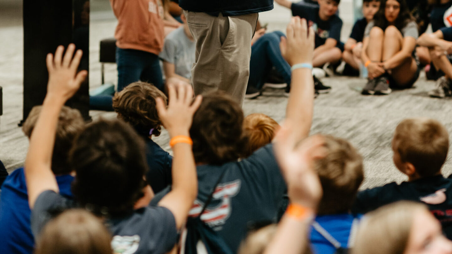 Kids field trip at the museum