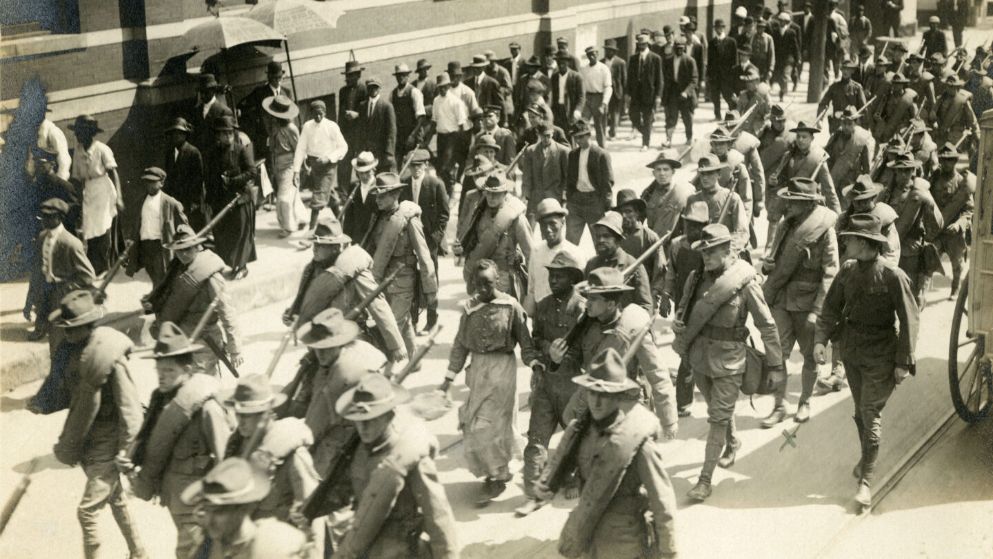 Accused prisoners escorted by the Georgia National Guard to Atlanta train station, October 2, 1912