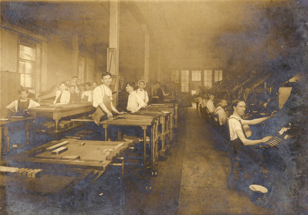 1906 photograph of Atlanta Georgian composing room