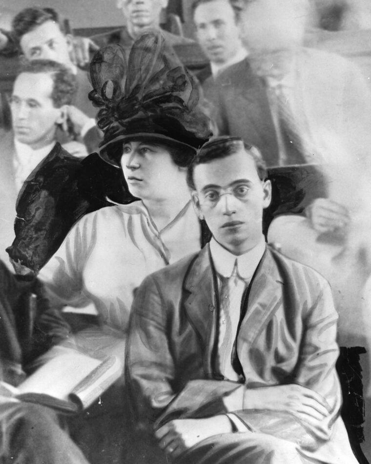 Lucille and Leo Frank in courthouse