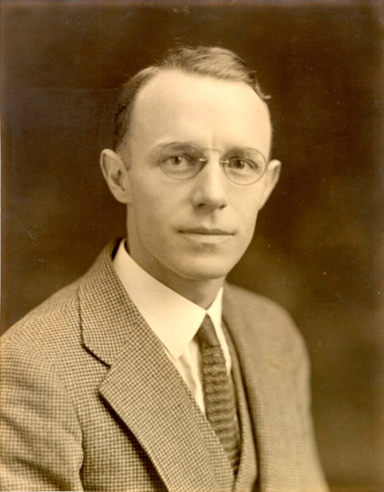 William Berry Hartsfield, 1913